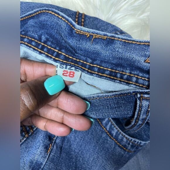 Levi’s medium washed rare denim jeans sz 28 - Picture 3 of 8